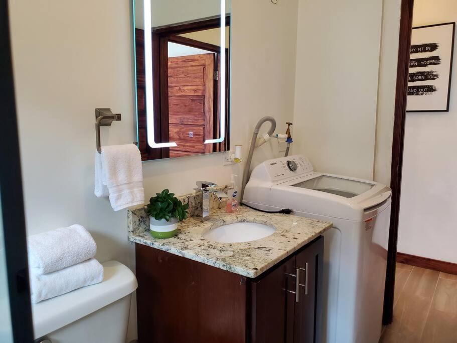 'The Solace' New Luxury Modern 1Bed 1Bath Apt. Portmore Extérieur photo