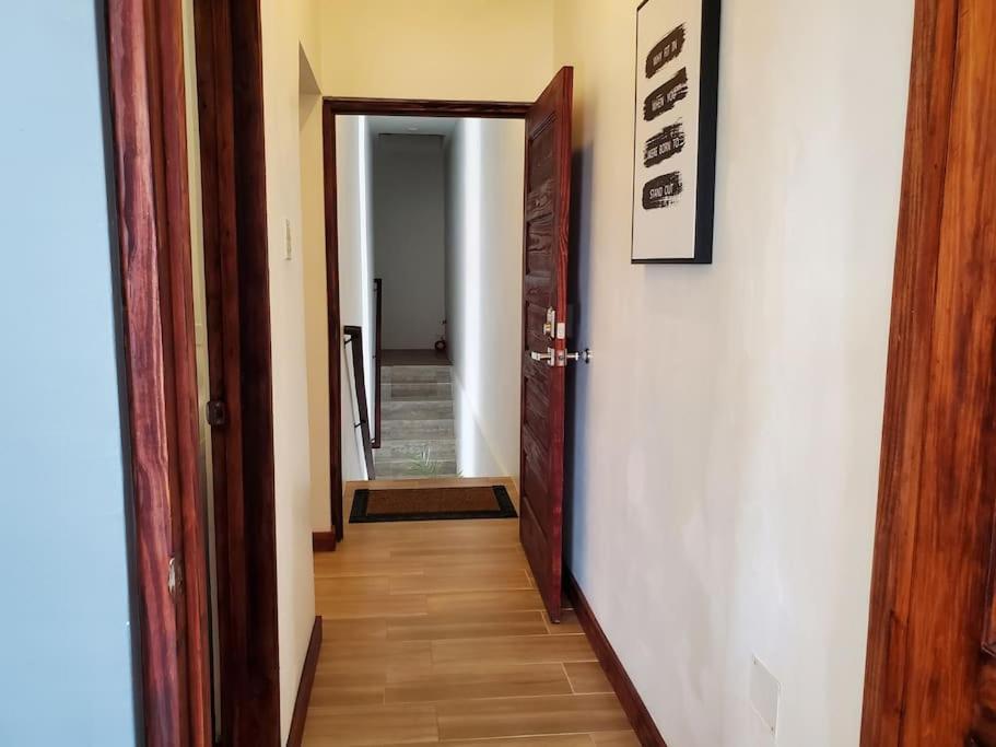 'The Solace' New Luxury Modern 1Bed 1Bath Apt. Portmore Extérieur photo