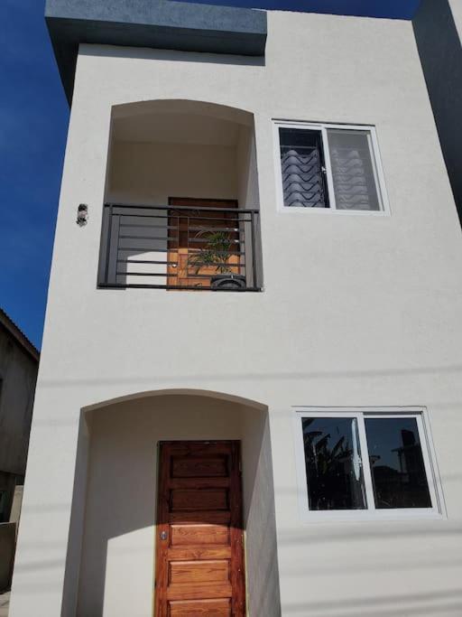'The Solace' New Luxury Modern 1Bed 1Bath Apt. Portmore Extérieur photo